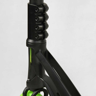 Самокат трюковий МТ-60611 Best Scooter (4) "FEAR", SCS-система, ПЕГІ, алюмінієвий диск та дека, колеса PU, d=115мм, ширина керма 58 см Самокат трюковий МТ-60611 Best Scooter (4) "FEAR", SCS-система, ПЕГІ, алюмінієвий диск та дека, колеса PU, d=115мм, ширина керма 58 см