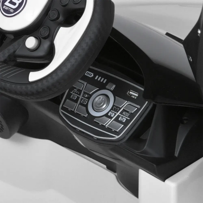 Электромобиль детский одноместный спорткар 4 мотора 45W аккумулятор 12V10AH белый (M 5813EBLR-1)