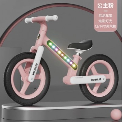 Беговел Maraton FD-49-12 12'' розовый с подсветкой, нейлоновая рама, резиновые колеса, лёгкий 3,7 кг